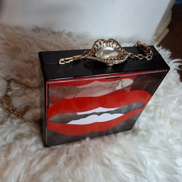 Acrylic Lip Clutch Bag Red Lips Pop Art Crossbody Gold Chain Statement Novelty P - Picture 9 of 9